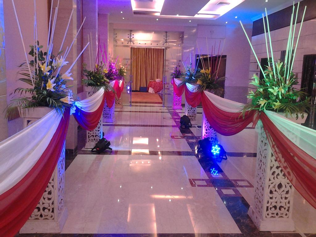 Hotel Saffron Kiran Noida Dış mekan fotoğraf